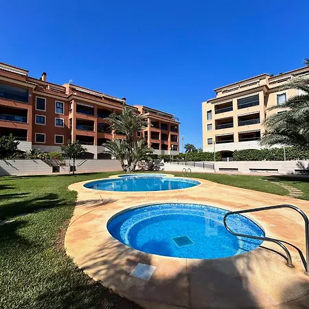 Jardines De 24 Apartament