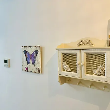 Apartament Jardines De 24 *