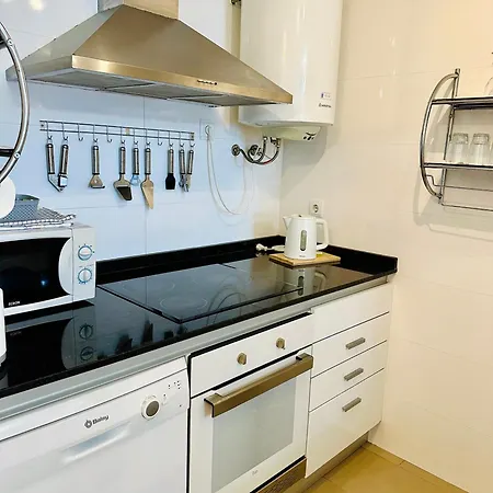 Apartament Jardines De 24 *