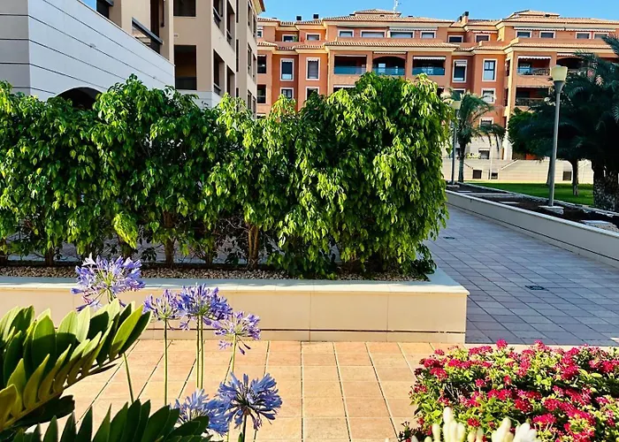 Jardines De 24 Apartament